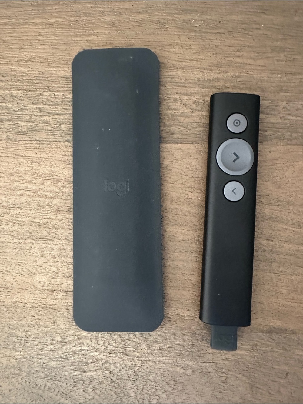 Logitech Black Presentation Remote Pointer